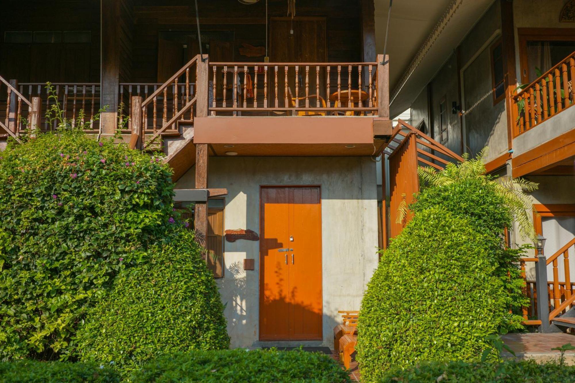 Buri Gallery House Chiang Mai Zimmer foto