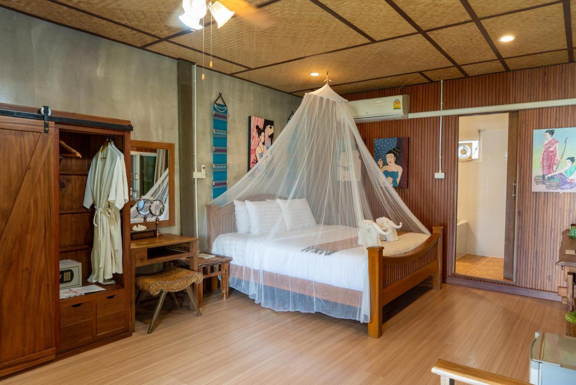 Buri Gallery House Chiang Mai Exterior foto